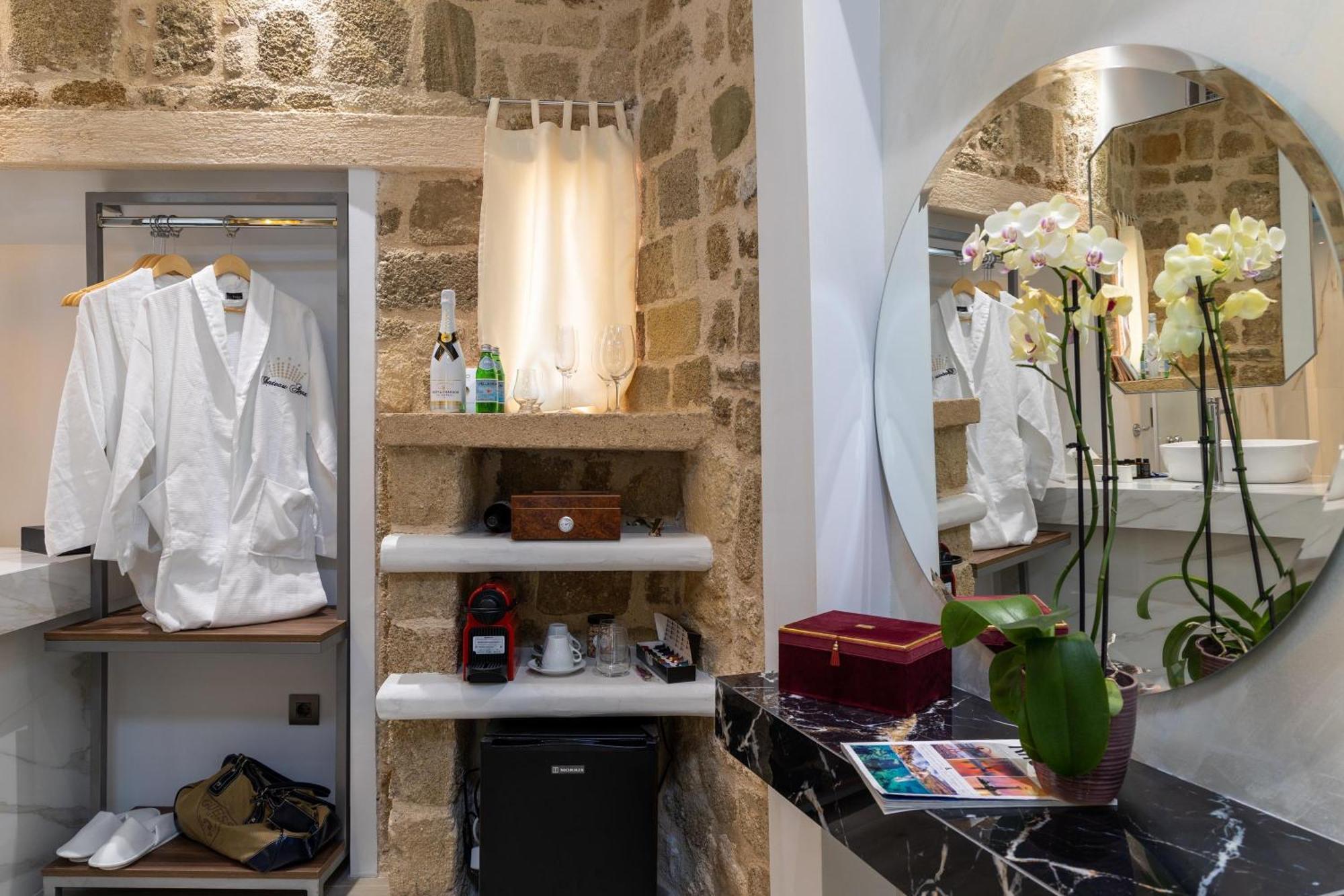 Chateau Anax Boutique Hotel Rhodes City Oda fotoğraf